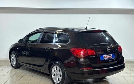 Opel Astra J, 2013 год, 779 000 рублей, 4 фотография