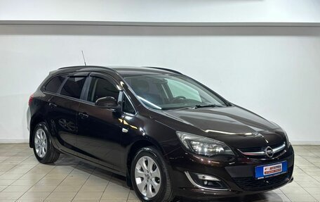 Opel Astra J, 2013 год, 779 000 рублей, 3 фотография