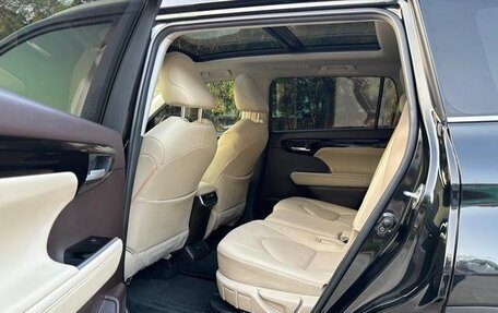 Toyota Highlander, 2021 год, 3 050 002 рублей, 12 фотография