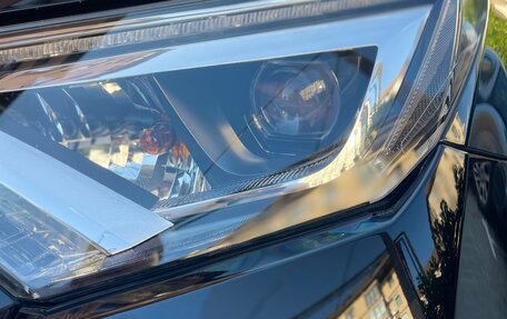 Toyota RAV4, 2017 год, 2 330 000 рублей, 29 фотография