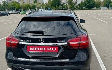 Mercedes-Benz GLA, 2019 год, 3 100 000 рублей, 4 фотография
