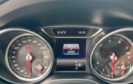 Mercedes-Benz GLA, 2019 год, 3 100 000 рублей, 12 фотография
