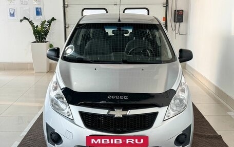 Chevrolet Spark III, 2011 год, 449 000 рублей, 2 фотография