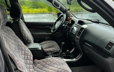 Toyota Land Cruiser Prado 120 рестайлинг, 2008 год, 2 900 000 рублей, 10 фотография