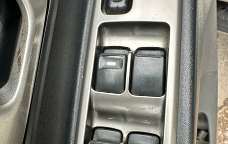 Mitsubishi Pajero III рестайлинг, 2004 год, 880 000 рублей, 16 фотография