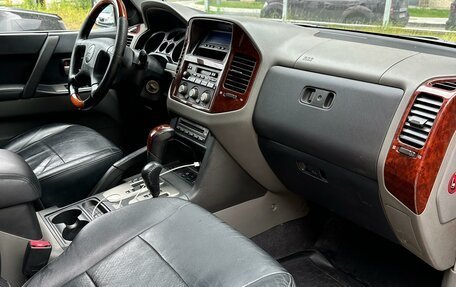 Mitsubishi Pajero III рестайлинг, 2004 год, 880 000 рублей, 12 фотография