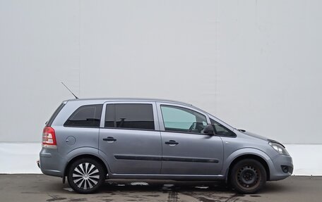Opel Zafira B, 2011 год, 599 000 рублей, 4 фотография