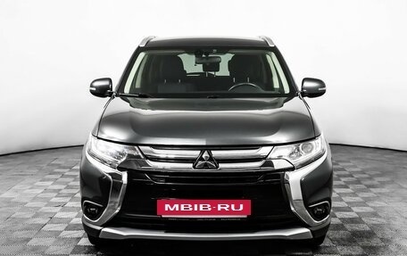 Mitsubishi Outlander III рестайлинг 3, 2018 год, 1 825 000 рублей, 2 фотография
