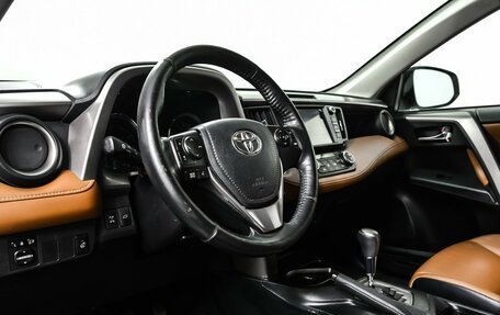 Toyota RAV4, 2019 год, 2 593 000 рублей, 12 фотография