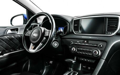 KIA Sportage IV рестайлинг, 2021 год, 2 368 000 рублей, 9 фотография