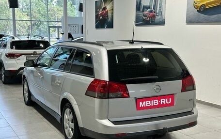 Opel Vectra C рестайлинг, 2005 год, 649 900 рублей, 3 фотография