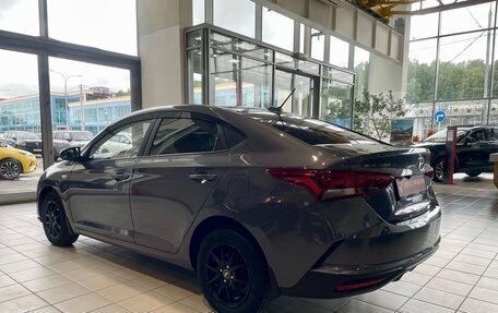 Hyundai Solaris II рестайлинг, 2022 год, 1 549 000 рублей, 7 фотография