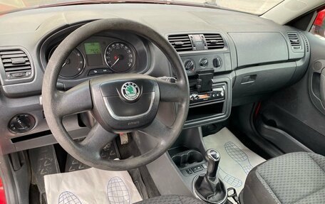 Skoda Fabia II, 2010 год, 399 000 рублей, 7 фотография