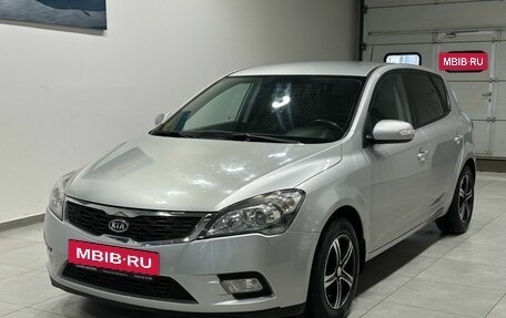 KIA cee'd I рестайлинг, 2010 год, 949 900 рублей, 2 фотография