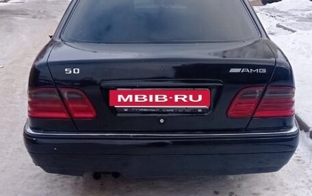 Mercedes-Benz E-Класс, 1995 год, 500 000 рублей, 2 фотография