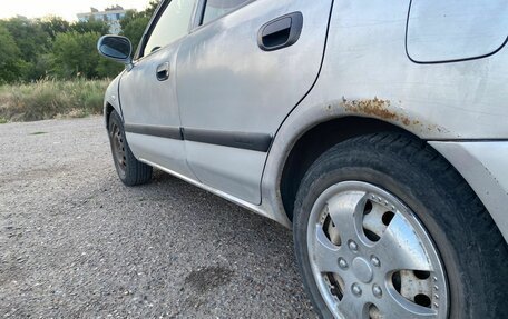 Mitsubishi Carisma I, 2002 год, 200 000 рублей, 6 фотография