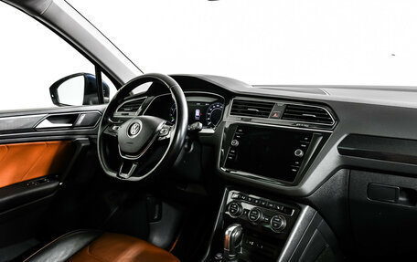 Volkswagen Tiguan II, 2017 год, 2 742 000 рублей, 9 фотография