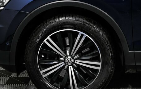 Volkswagen Tiguan II, 2017 год, 2 742 000 рублей, 14 фотография
