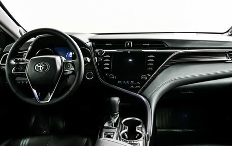 Toyota Camry, 2019 год, 2 770 000 рублей, 11 фотография