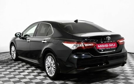 Toyota Camry, 2019 год, 2 770 000 рублей, 7 фотография