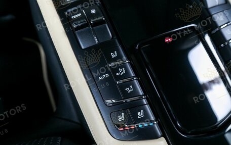 Porsche Panamera II рестайлинг, 2010 год, 9 200 000 рублей, 29 фотография