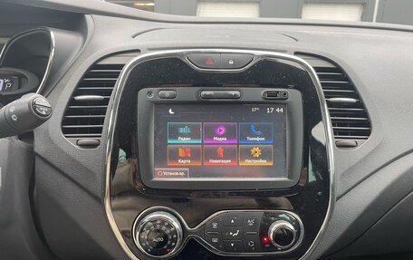 Renault Kaptur I рестайлинг, 2017 год, 1 349 000 рублей, 6 фотография