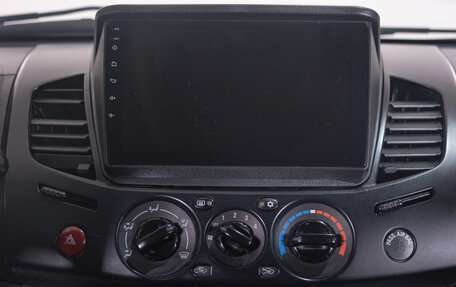 Mitsubishi L200 IV рестайлинг, 2011 год, 1 099 000 рублей, 15 фотография