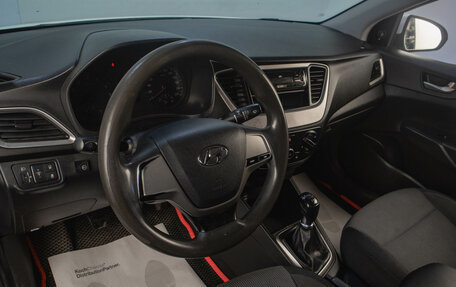 Hyundai Solaris II рестайлинг, 2017 год, 729 000 рублей, 8 фотография