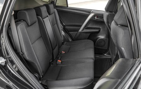 Toyota RAV4, 2017 год, 1 820 000 рублей, 7 фотография