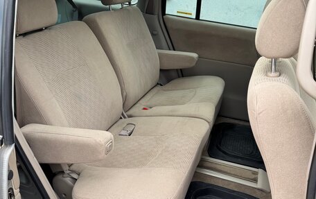 Nissan Liberty, 2004 год, 565 000 рублей, 10 фотография