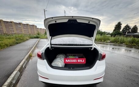 Hyundai Elantra VI рестайлинг, 2018 год, 1 590 000 рублей, 5 фотография