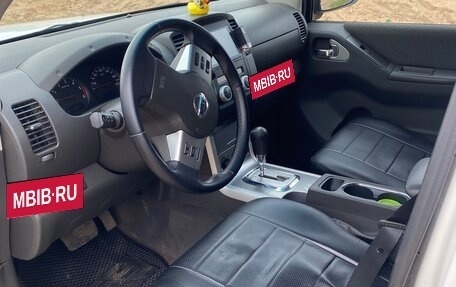 Nissan Navara (Frontier), 2012 год, 1 650 000 рублей, 10 фотография
