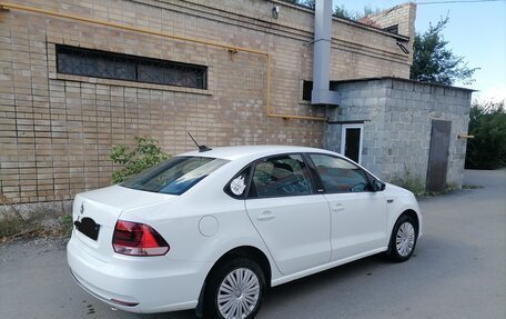 Volkswagen Polo VI (EU Market), 2018 год, 1 249 000 рублей, 2 фотография