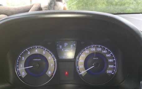 Hyundai Solaris II рестайлинг, 2012 год, 450 000 рублей, 9 фотография