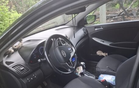 Hyundai Solaris II рестайлинг, 2012 год, 450 000 рублей, 7 фотография