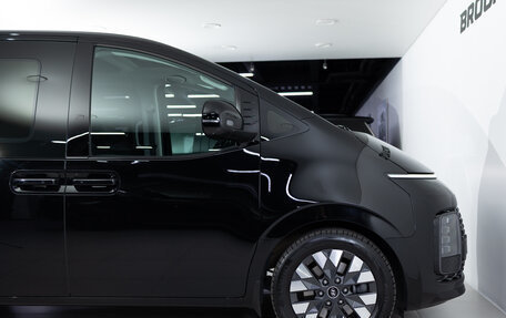 Hyundai Staria, 2023 год, 5 990 000 рублей, 35 фотография