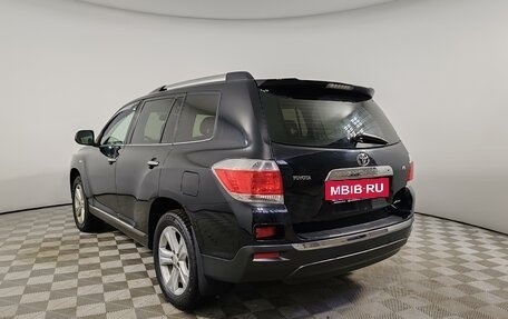 Toyota Highlander III, 2011 год, 1 680 000 рублей, 7 фотография