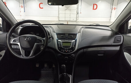 Hyundai Solaris II рестайлинг, 2012 год, 599 000 рублей, 18 фотография