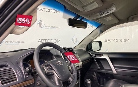 Toyota Land Cruiser Prado 150 рестайлинг 2, 2019 год, 3 590 000 рублей, 7 фотография
