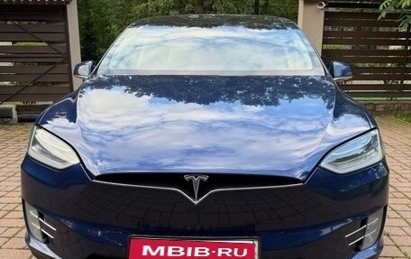 Tesla Model X I, 2018 год, 5 000 000 рублей, 1 фотография