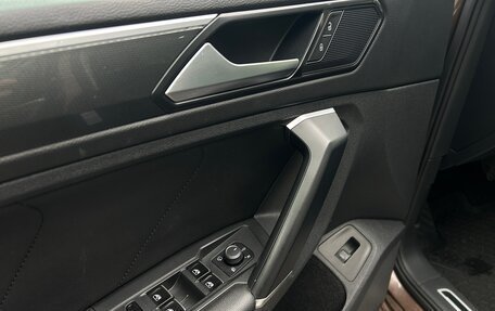 Volkswagen Tiguan II, 2017 год, 2 460 000 рублей, 9 фотография