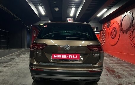 Volkswagen Tiguan II, 2017 год, 2 460 000 рублей, 5 фотография