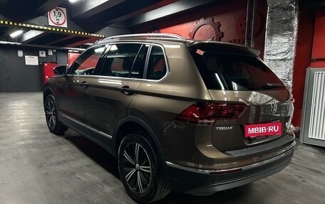 Volkswagen Tiguan II, 2017 год, 2 460 000 рублей, 6 фотография