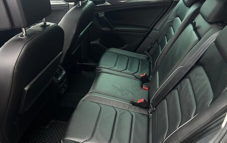 Volkswagen Tiguan II, 2017 год, 2 460 000 рублей, 19 фотография
