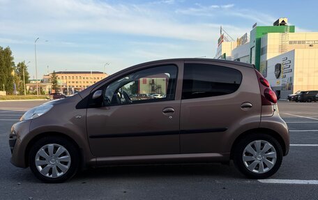 Peugeot 107 I рестайлинг, 2013 год, 690 000 рублей, 5 фотография