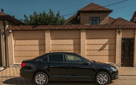 Volkswagen Jetta VI, 2013 год, 1 290 000 рублей, 2 фотография