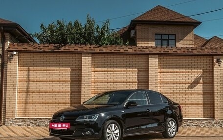 Volkswagen Jetta VI, 2013 год, 1 290 000 рублей, 8 фотография