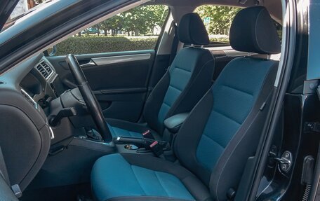 Volkswagen Jetta VI, 2013 год, 1 290 000 рублей, 26 фотография