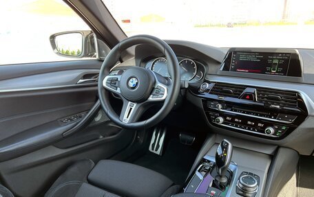 BMW 5 серия, 2018 год, 3 550 000 рублей, 8 фотография