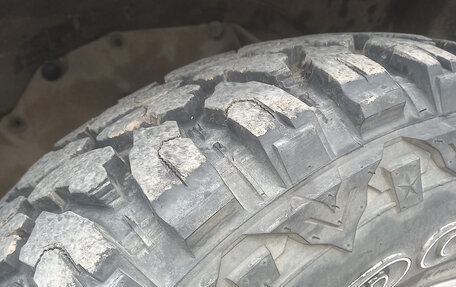Isuzu Bighorn II, 2000 год, 765 000 рублей, 14 фотография